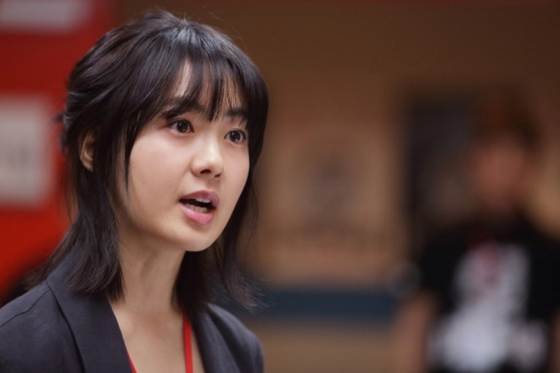 small_fistoflegend05