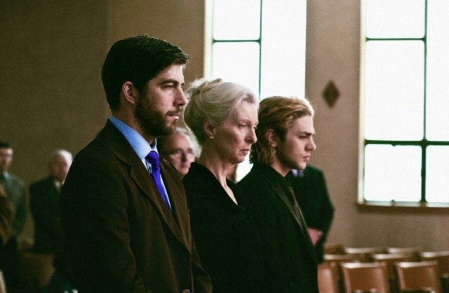 small_tomatthefarm01