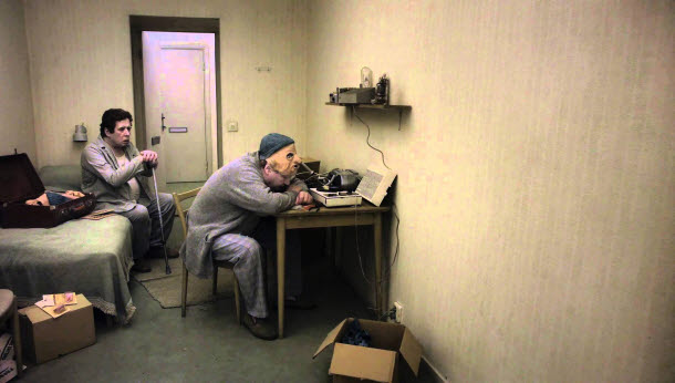 apigeonsatonabranchreflectingonexistence04