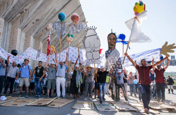 disturbingthepeace03