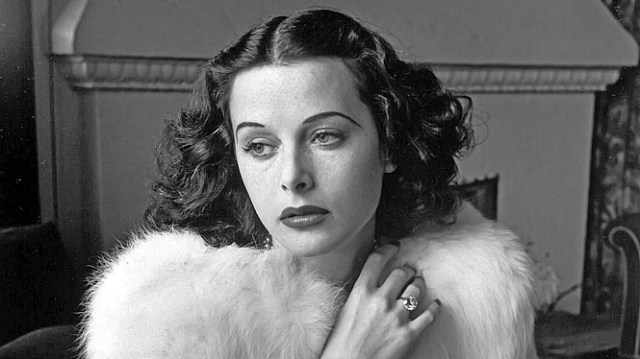 BombshellTheHedyLamarrStory03