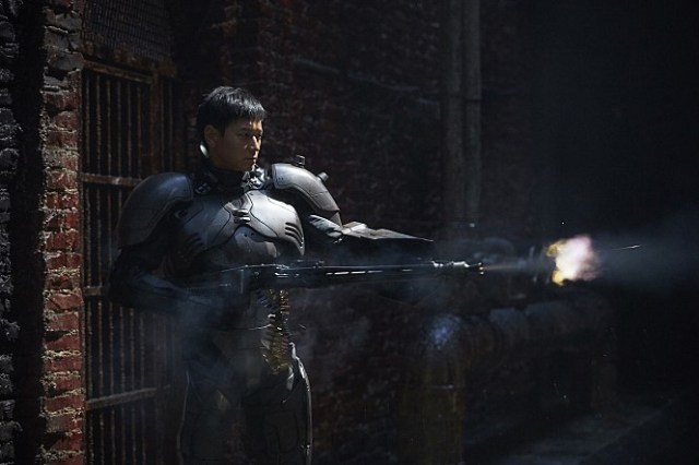 illangthewolfbrigade01