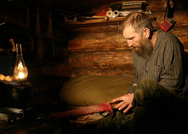 happypeopleayearinthetaiga03