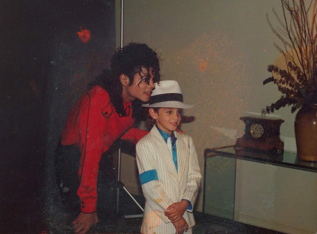 leavingneverland01