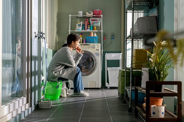 KimJiYoungBorn198204